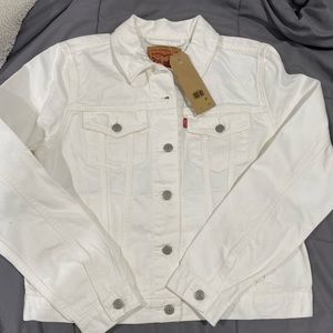 NWT LEVIS Denimn Jacket